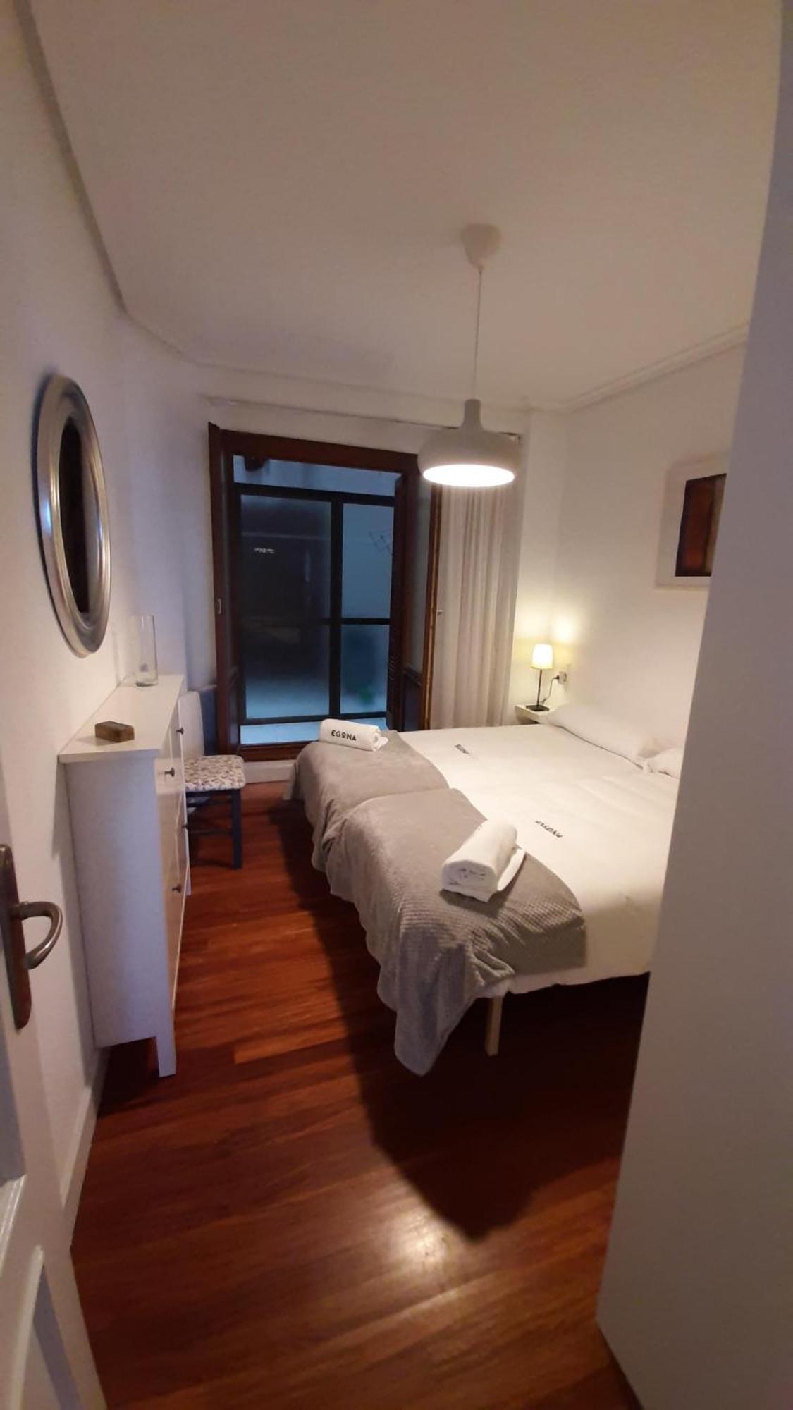 Egona - Baneru 3 Vivienda En 1 Linea De Playa Centro Ciudad Leilighet Zarautz Eksteriør bilde